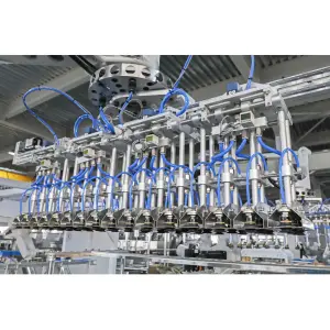 LWT Robotic Carton/Case Packing Machine for Bottles/Cans/Pouch Bags/Packs