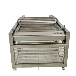 Bakery Use Donut Bread Dessert Doughnut Maker Chocolate Sugar Cream Coating Glazing Machine