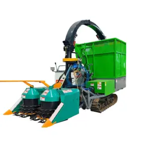 Corn and Grass Silage Harvester with Rubber Tracks and Compact Structure
