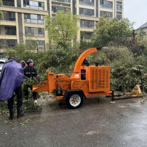 Efficient Mobile Diesel Engine Wood Chipper Forestry Machinery Wood Chipper Shredders