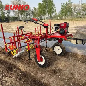 Agricultural Tractor Matching Plastic Mulch Applicator Laying Machine / Gasoline Thin Film Covering Equipment