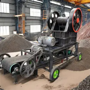 PC600*800 Hammer Mill Crusher for Stone Crushing & Gold Mining Mobile Diesel Engine Core Components Motor Bearing