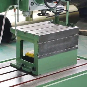 High Efficiency Z3050X16 Advanced High-Precision Radial Drill Machine for Metalworking