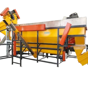 2025 Waste Plastic Film Pet Bottle Recycling Crushing Grinding Plastic Crusher Machines