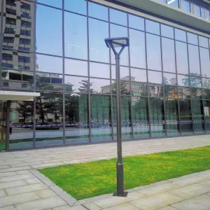 Solar Plaza Street Light Garden Light With Triangular Design UFO Lamp