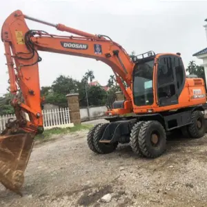 Construction Machinery Wheeled Diggers Mini Wheel Excavator DX140W