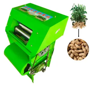 Good Quality Automatic Groundnut Harvesting Machine Peanut Combine Harvester Small Peanut Picker Machine