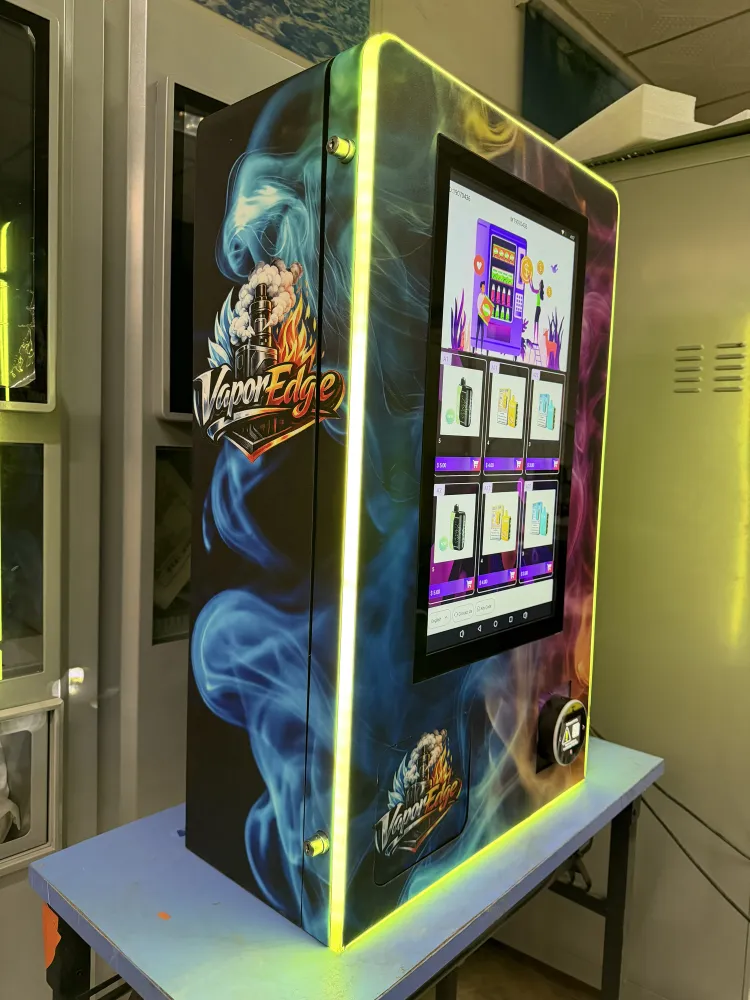 24 Hours Self-service Vending Machine for E cigarette with Card reader