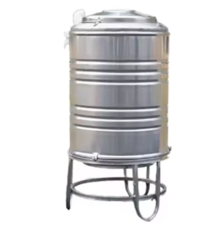 Economical 300-Liter Reinforced Water Storage Tank with Level Control for Home and Water Use