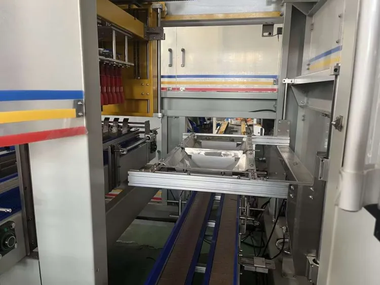 Automatic Wrapping Packaging Machine for Carton Boxes and Glass Bottles Food Grade Paper PLC Case Packer