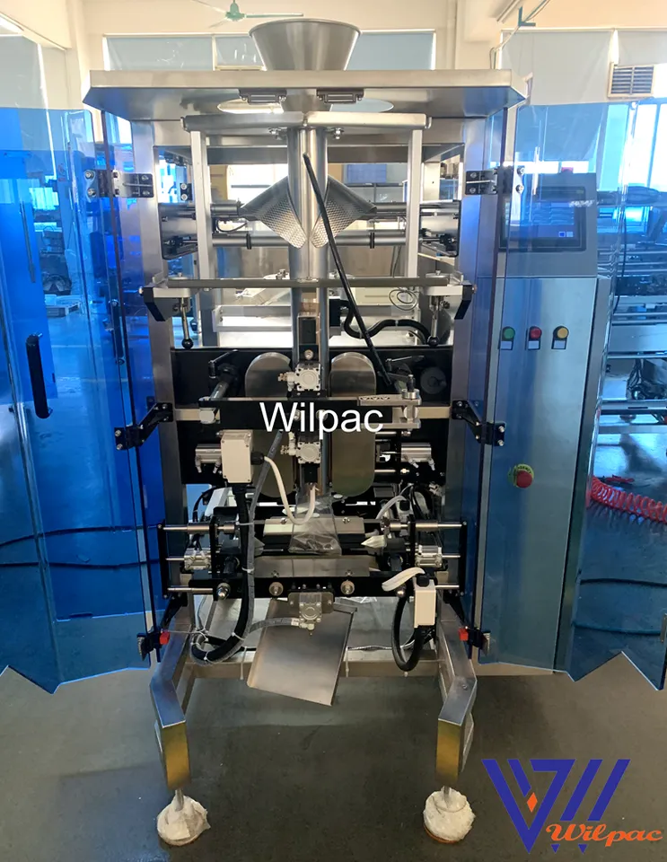 Supplier Automatic Spices Rice Sugar Salt Bagger Vertical Bagging Vffs Granule Packing Machine