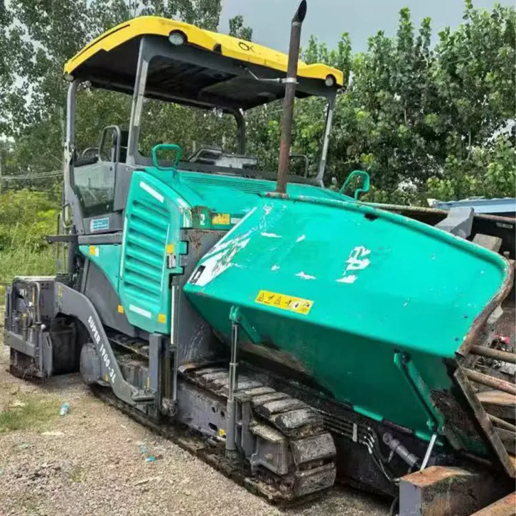 High Performance 9m Used Asphalt Paver 1900-3 Vogel Cummins Engine Low Maintenance