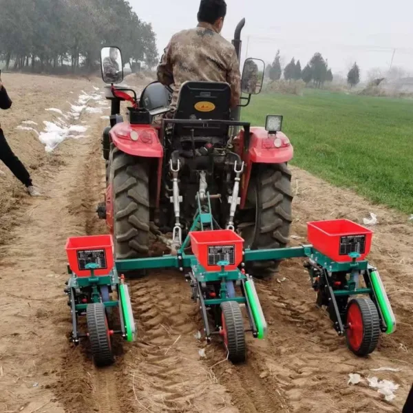 Tractor mounted 3Rows Corn Seeder Corn Planter with Fertilizer maize seeder