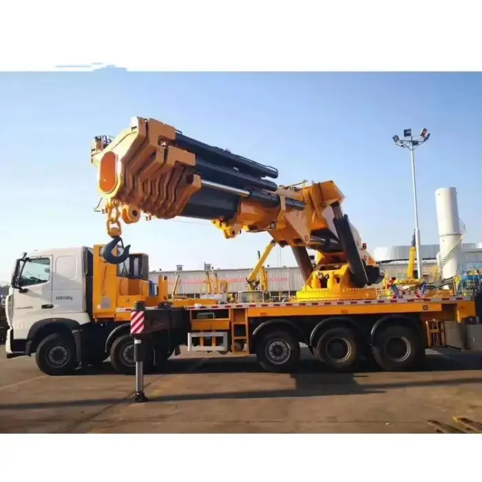 SQZ4500 90 Ton Mounted Crane Knuckle Boom Truck