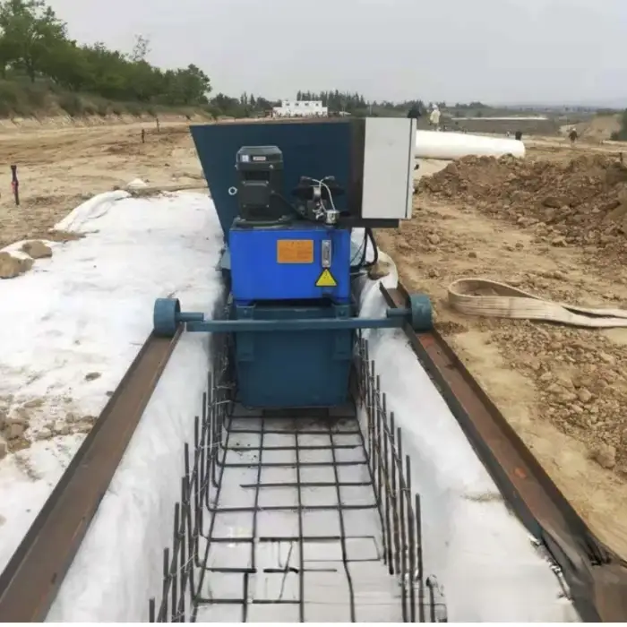 Concrete Ditch Lining Machine Automatic Road Ditch Forming Equipment Water Canal Equipment