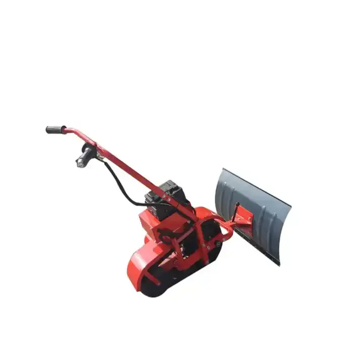 Tracked anti-skid snow removal machine snow shovel