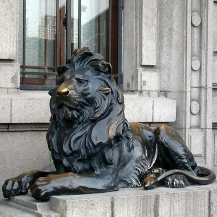 Customized Large Street Decorative Bronze Artwork Lion Brass Sculpture Animal Statue