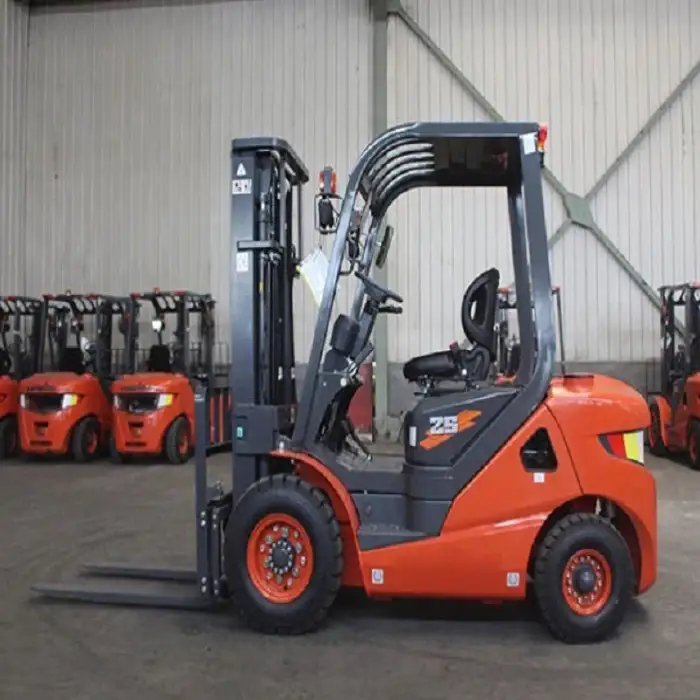 Logistics Machinery Lonking 2.5 Ton 3 Ton Diesel forklift FD25T LG25DT with paper clamp