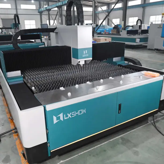 Lxshow Hot Sale Open Type 3015 Fiber Laser Cutting Machine 1000w 1500w 2000w 3000w For Sale