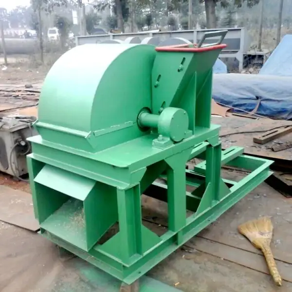 Forestry Professional Wood Crusher: Waste Sawdust Making Machine