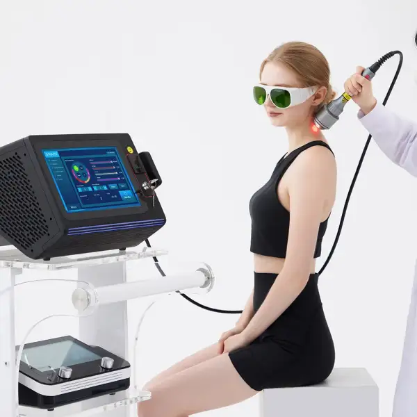 Multi Wavelengths Class 4 High Intensity Laser Physical Therapy Machine For Pain Reduction