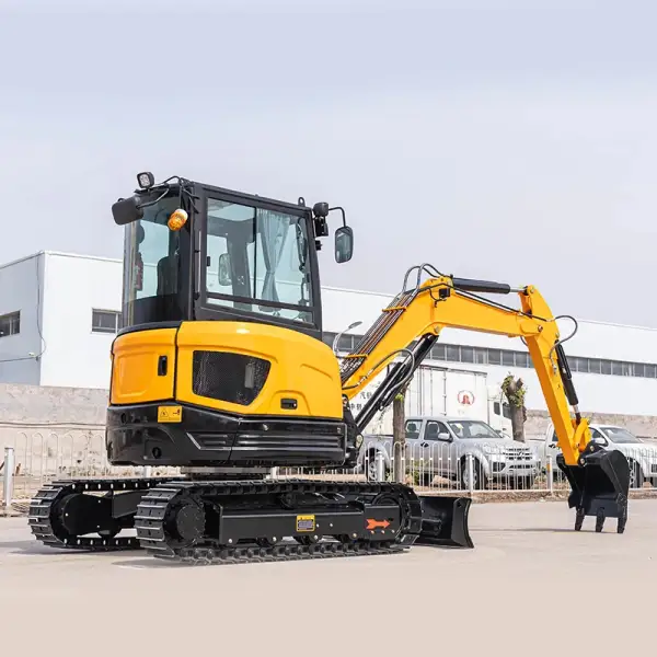 Multifunction 1T 2T 3T 4T  Farm Home 360 Degree Crawler Kubota Engine Cabin Digger Mini Excavator