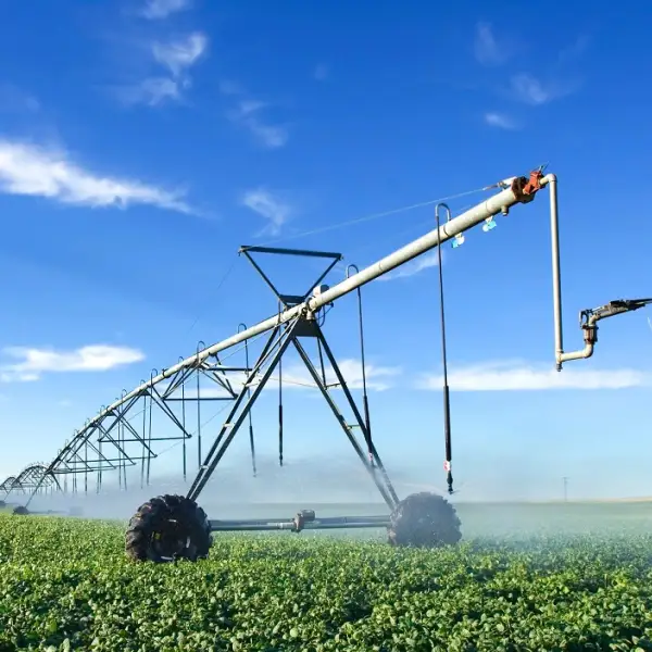 Solar Center Pivot Irrigation Machine for Large Land Sprinkler Systems